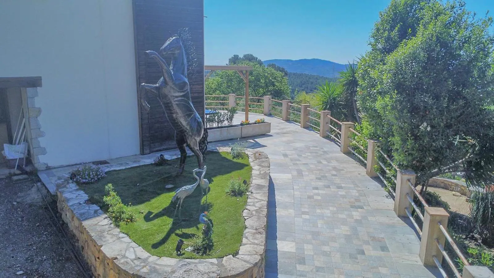 Magnolias, 6 Pers, Balcony, Shared Pool Apartment Saint-Cezaire-sur-Siagne France